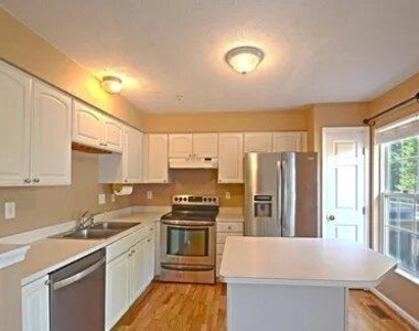 4982 Lockard Drive - Photo Thumbnail 3