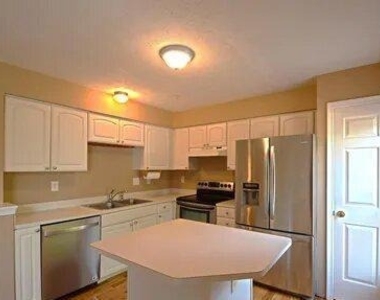 4982 Lockard Drive - Photo Thumbnail 4
