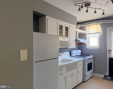 237 Linden Avenue - Photo Thumbnail 6