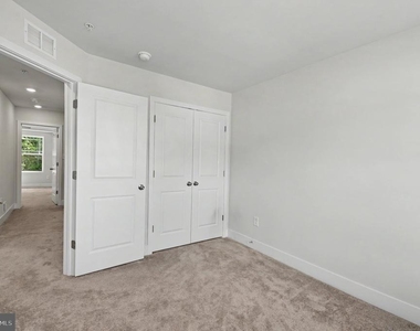 238 Waterstone Rd - Photo Thumbnail 27