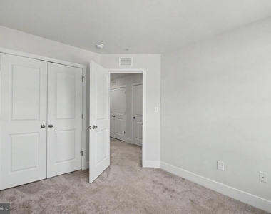 238 Waterstone Rd - Photo Thumbnail 30