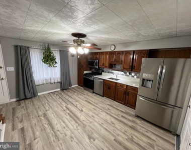 8104 Mid Haven Road - Photo Thumbnail 2
