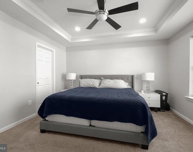 9364 Paragon Way - Photo Thumbnail 18
