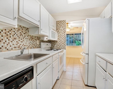 1055 Cedar Ridge Court - Photo Thumbnail 2