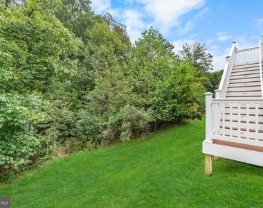 7570 Arundel Woods Drive - Photo Thumbnail 9