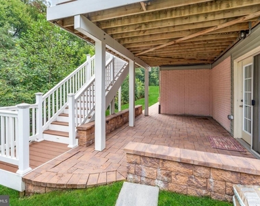 7570 Arundel Woods Drive - Photo Thumbnail 7
