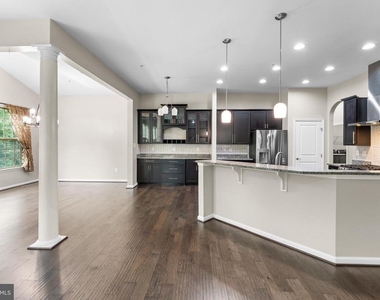 7570 Arundel Woods Drive - Photo Thumbnail 27