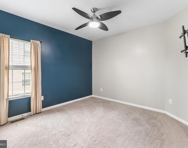 7570 Arundel Woods Drive - Photo Thumbnail 17