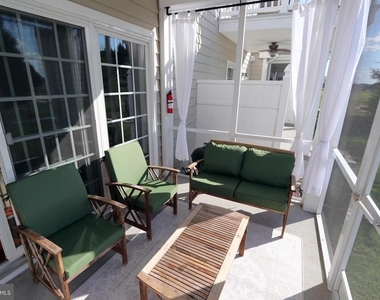 18834 Bethpage Drive - Photo Thumbnail 7