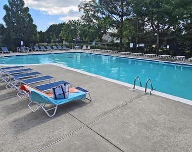 18834 Bethpage Drive - Photo Thumbnail 24