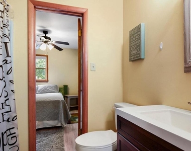 33179 Woodland Court S - Photo Thumbnail 17