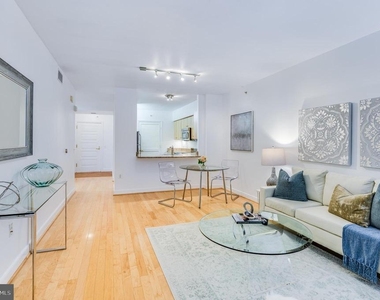631 D Street Nw - Photo Thumbnail 2