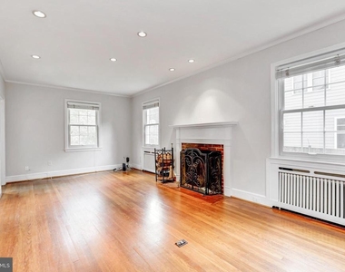 4933 47th Street Nw - Photo Thumbnail 4