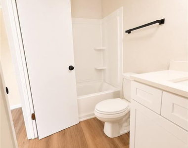 1416 Tangora Lane - Photo Thumbnail 9