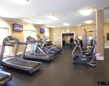 4001 Jockey Club Circle - Photo Thumbnail 18