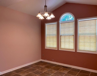 3117 Cregler Drive - Photo Thumbnail 5