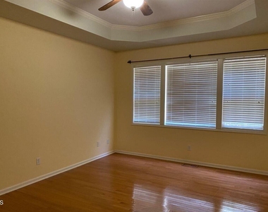 3117 Cregler Drive - Photo Thumbnail 7