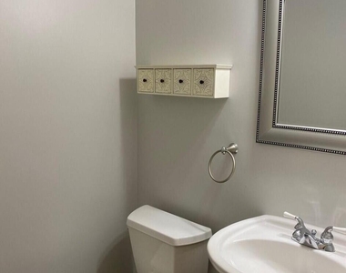 3117 Cregler Drive - Photo Thumbnail 6