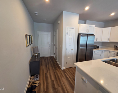 278 Shingle Oak Road - Photo Thumbnail 4
