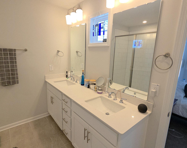 278 Shingle Oak Road - Photo Thumbnail 10