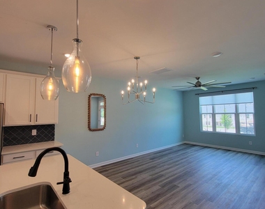 1551 Wendell Valley Boulevard - Photo Thumbnail 15