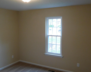 3512 Lytham Place - Photo Thumbnail 9