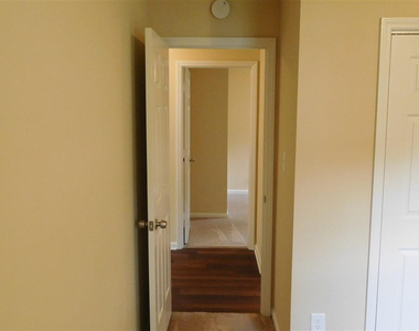 3512 Lytham Place - Photo Thumbnail 11