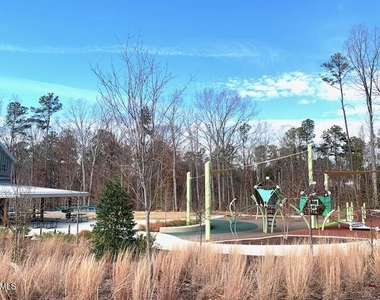 3857 Cary Glen Boulevard - Photo Thumbnail 4