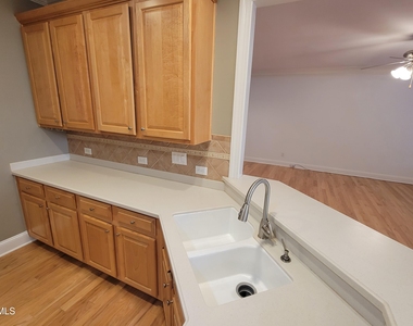 4044 Barton Park Place - Photo Thumbnail 13