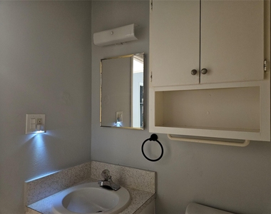 806 Ranch Rd - Photo Thumbnail 20