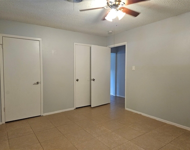 806 Ranch Rd - Photo Thumbnail 23