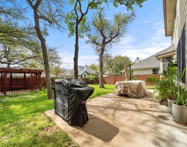 1512 Amelia Dr - Photo Thumbnail 29