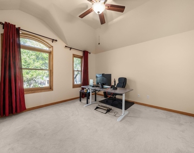 1512 Amelia Dr - Photo Thumbnail 23