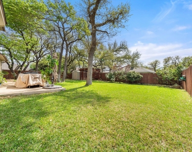 1512 Amelia Dr - Photo Thumbnail 31