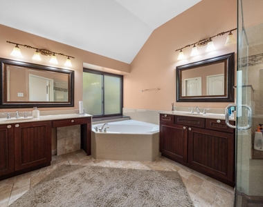 1512 Amelia Dr - Photo Thumbnail 21