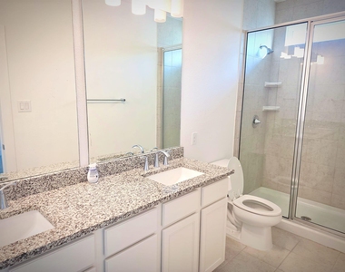 150 Elisha Dr - Photo Thumbnail 6