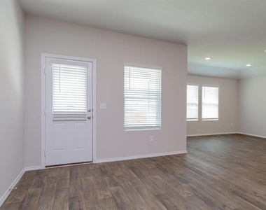 6009 Ronee Leah Dr - Photo Thumbnail 7