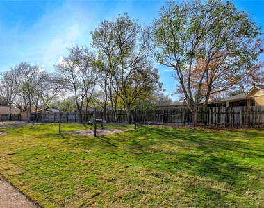 10509 Macmora Rd - Photo Thumbnail 18