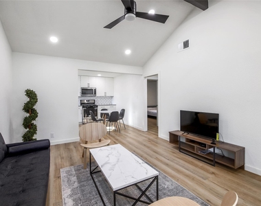 10509 Macmora Rd - Photo Thumbnail 3