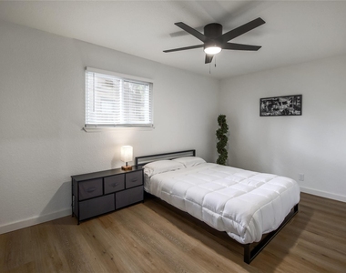 10509 Macmora Rd - Photo Thumbnail 13