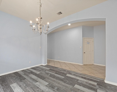 11617 Glen Knoll Dr - Photo Thumbnail 28