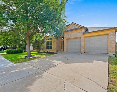 11617 Glen Knoll Dr - Photo Thumbnail 3