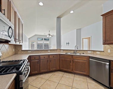 11617 Glen Knoll Dr - Photo Thumbnail 14