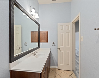 11617 Glen Knoll Dr - Photo Thumbnail 30
