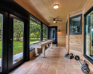 4717 Sam Bass Rd - Photo Thumbnail 24