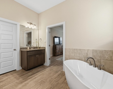 169 Soft Elm Dr - Photo Thumbnail 21
