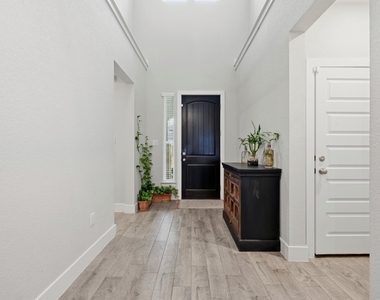 169 Soft Elm Dr - Photo Thumbnail 7