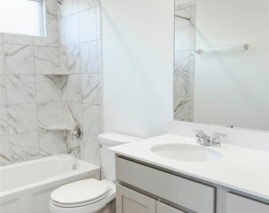 603 Water Way Ave - Photo Thumbnail 22