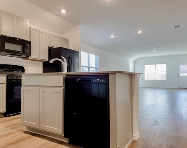 603 Water Way Ave - Photo Thumbnail 10