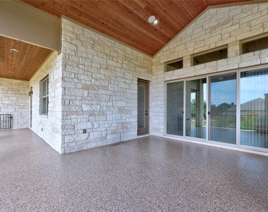 900 Hawthorne Loop - Photo Thumbnail 39